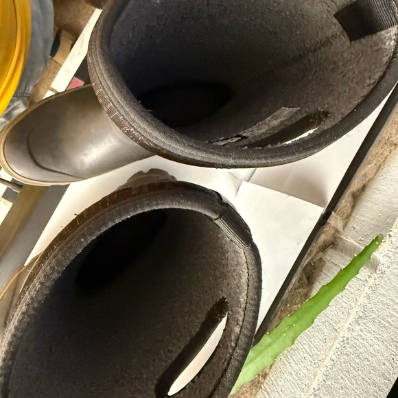 Women’s Used Bogs Brown and Black Tall Boots - Picture 3 of 7